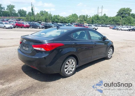 2012 Hyundai Elantra Gls (Ulsan Plant) z USA, uszkodzony, nr VIN KMHDH4AE3CU467790